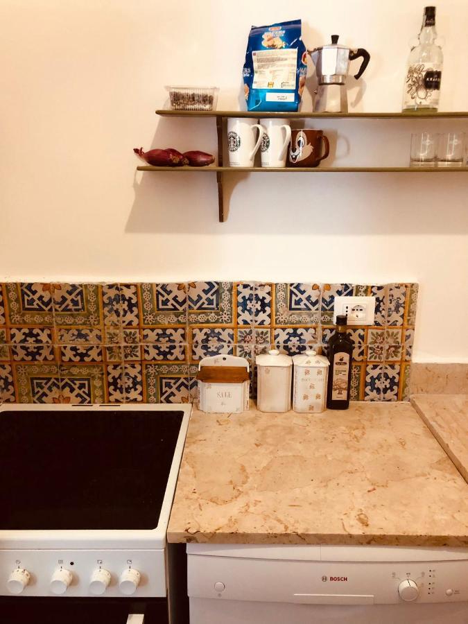 Donna Jona Apartment Trapani Luaran gambar